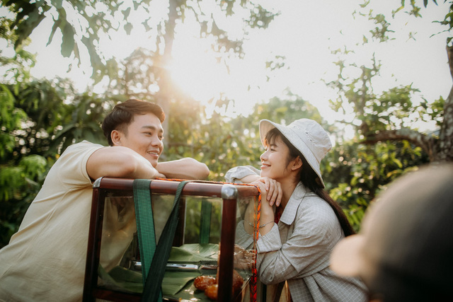 Bán chồng' nóng với chuyện tình cưới trước yêu sau