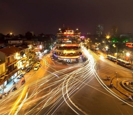 Top 5 địa điểm vui chơi hấp dẫn ở Hà Nội vào ban đêm