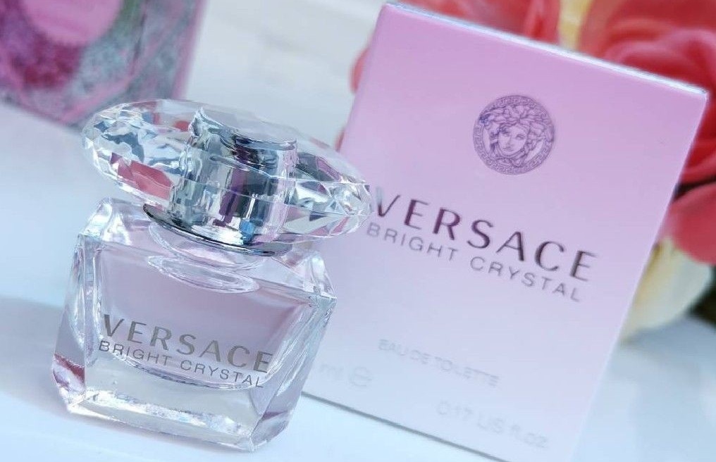 Духи версачи в летуаль. Versace Bright Crystal 90ml. Versace Bright Crystal 5ml. Versace Bright Crystal Blue EDT, 90 ml. Versace Bright Crystal EDT 5 ml Mini.