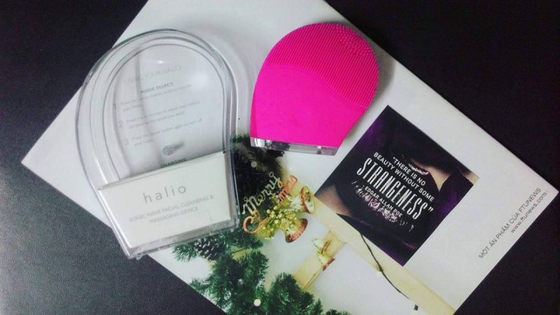 Máy rửa mặt Halio Facial Cleansing And Massaging Device