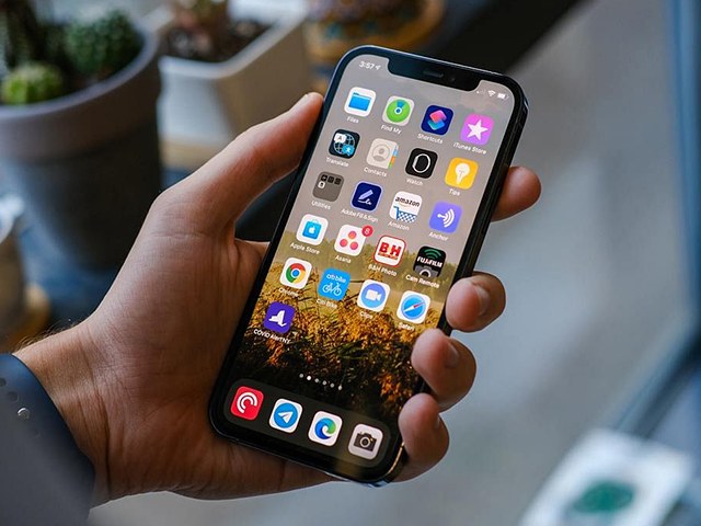 Bạn vẫn có thể dùng máy bình thường sau khi cầm đồ