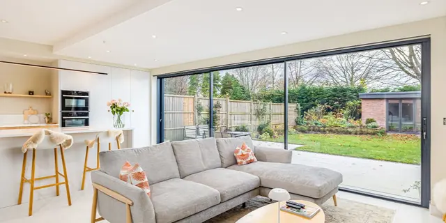 Tạo điểm nhấn sang trọng bằng đường nét và chất liệu