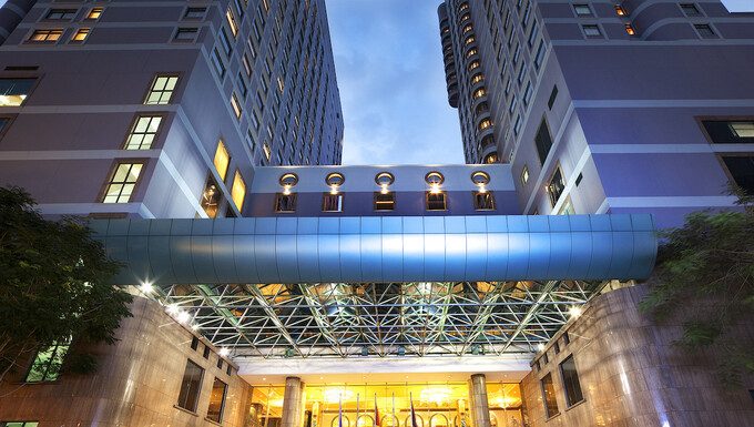 Khám phá du lịch thượng lưu: Trải nghiệm khách sạn 5 sao Sài Gòn Sheraton Saigon Grand Opera Hotel | Nguồn: Traveloka